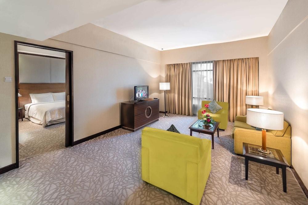 Eastin Hotel Kuala Lumpur Petaling Jaya Exterior foto Suite